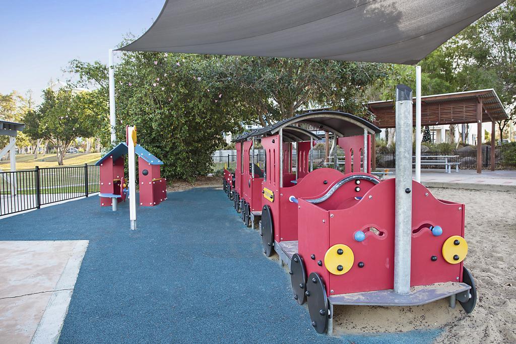 Scarborough Beach Resort Brisbane Exteriör bild